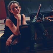 Profesora de Piano, Lenguaje Musical, Armonía y Análisis Musical